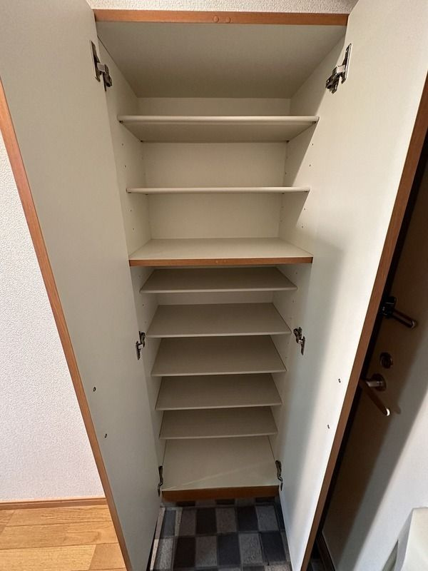 ロイヤル日赤通の収納