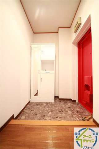 第2水口ビルの玄関