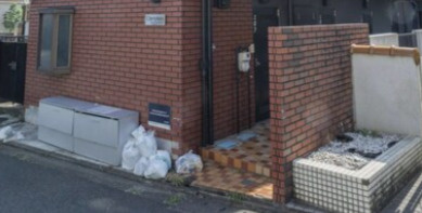 AP588 クロノス明大前のエントランス