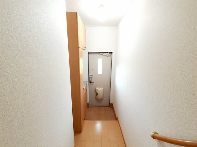 アイリスガーデンＡの玄関