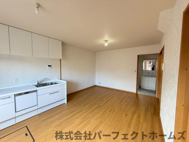 【居間・リビング】の画像
