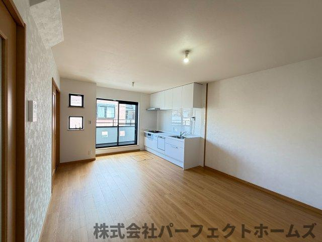 【居間・リビング】の画像