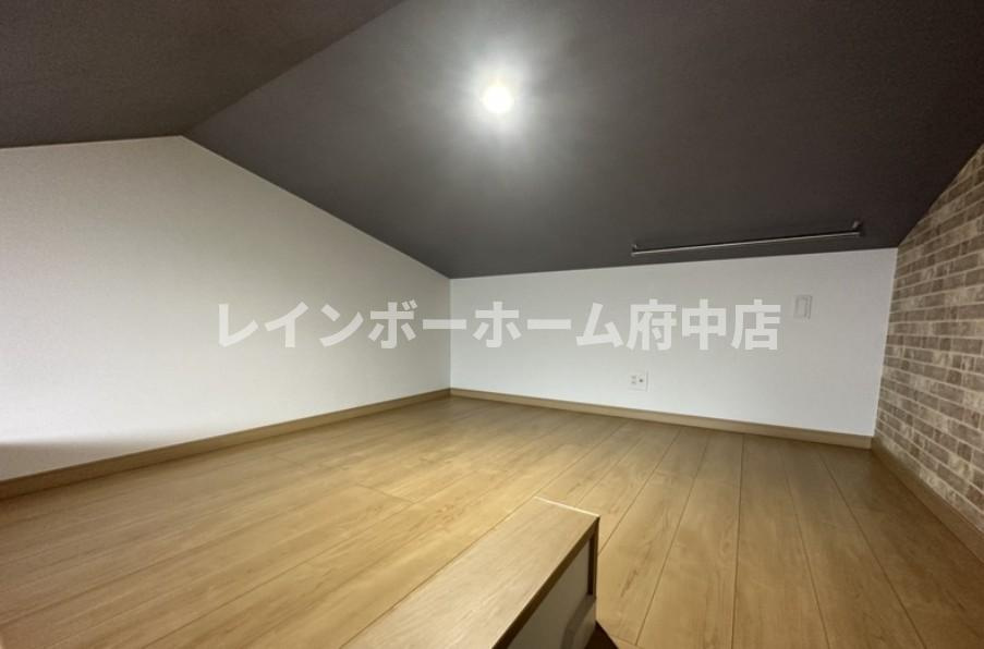 ルミエール・ド・カリンのその他