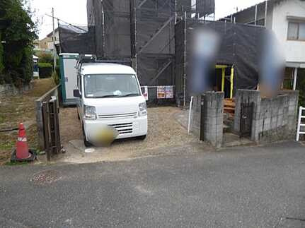 安佐北区亀山７丁目の前面道路含む現地写真