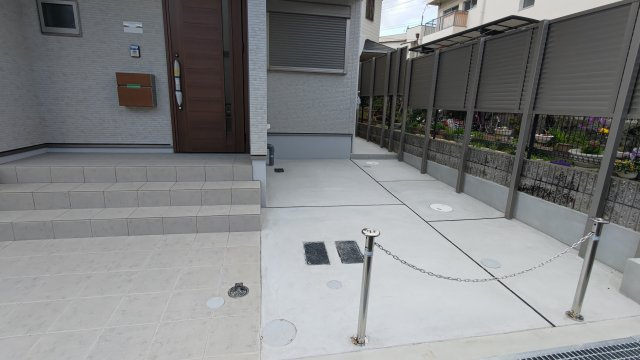 桜ヶ丘南貸家の駐車場