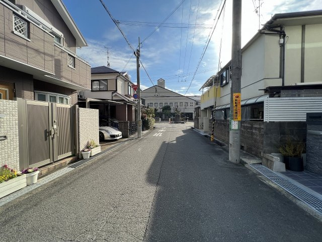 桜ヶ丘南貸家の周辺