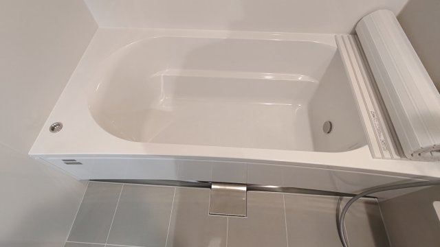 桜ヶ丘南貸家の浴室