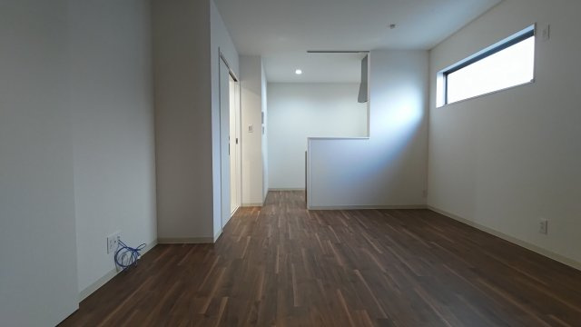 桜ヶ丘南貸家の居間・リビング