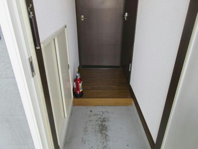 スカイコーポの玄関