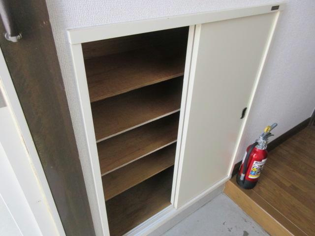 スカイコーポの玄関