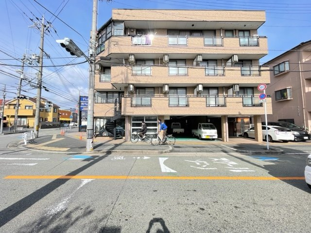 Tsビル