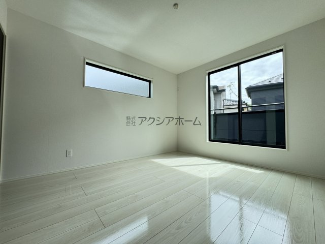 所沢市下安松・全7棟　新築一戸建　4号棟　～駐車2台可～の寝室|洋室7帖