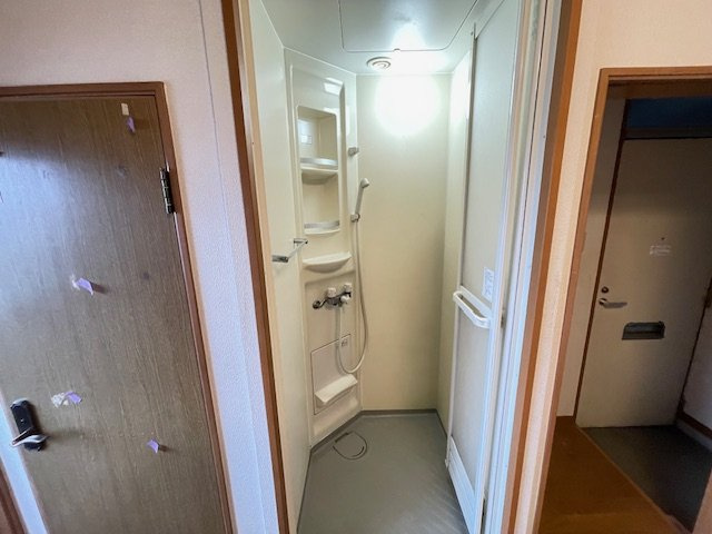 カレッジハウスニシガミⅢの浴室