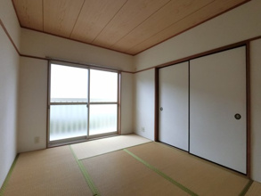 【寝室】