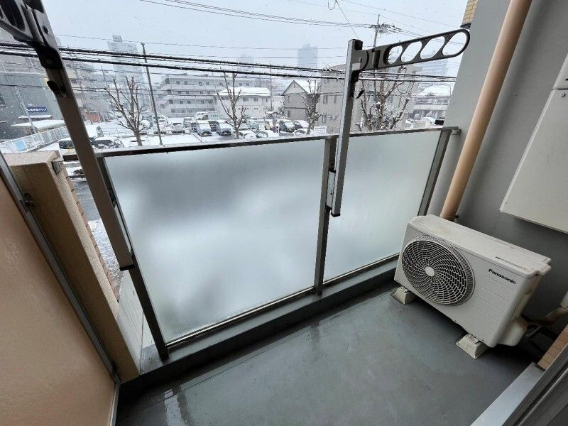 エルミタージュのバルコニー|別部屋参照写真