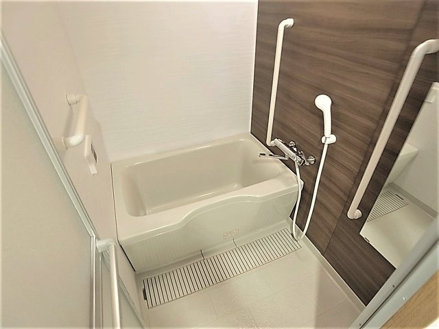 ミリオンベル神戸の浴室|追焚機能付の綺麗なお風呂