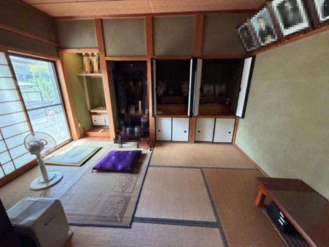 遠賀郡岡垣町 6LDK＋納屋の和室|明るい和室です