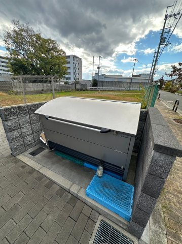 アーバンヒルズトロワオストの周辺
