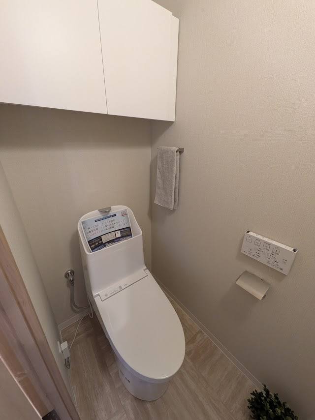 御幸第一コーポの玄関