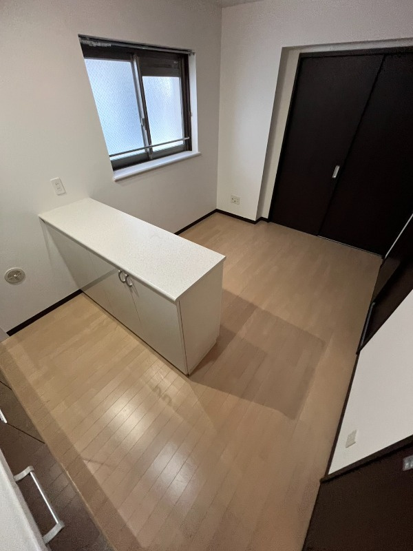 横浜市南区白妙町４丁目の賃貸マンションのキッチン|コンパクトなキッチンで掃除もラクラク