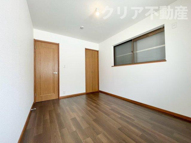 【洋室】 | 高崎市吉井町南陽台　中古住宅