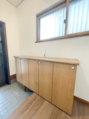 【玄関】 | 高崎市吉井町南陽台　中古住宅