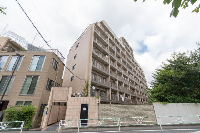 渋谷マンションの外観