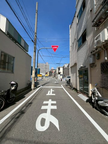 やまさコート元町の周辺