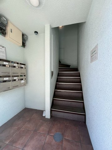 やまさコート元町のロビー
