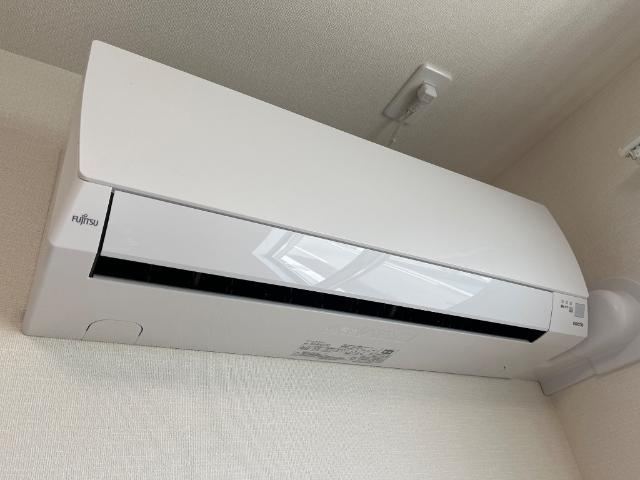 フルールスレーヌⅡの設備|エアコン