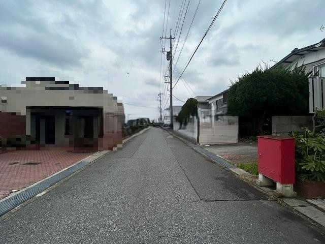 鳥取市湖山町北4丁目土地の前面道路含む現地写真