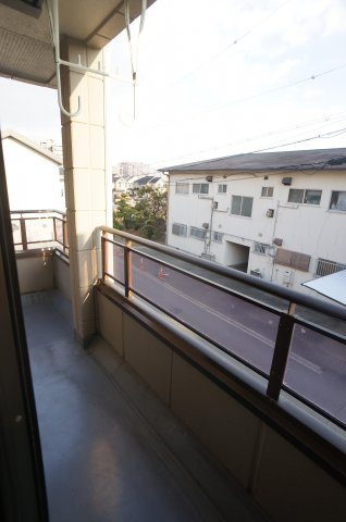 カサベルデ（山本東）のバルコニー|参考、同建物・同間取りの号室