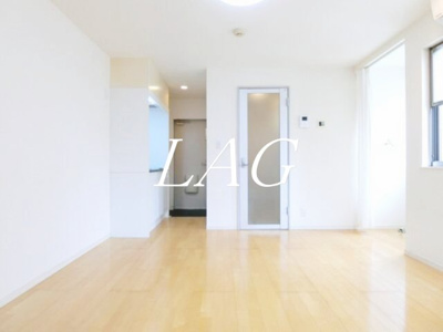 【居間・リビング】 | フォレスト４ | 洋室のお部屋です。