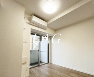 【居間・リビング】 | グランヴァンプレミアム新小岩 | 洋室のお部屋です。