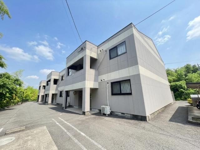 ヴィレッジバレーＫの駐車場|外観写真（昼）