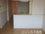 シャインヒルズ富岡の居間・リビング