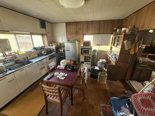 鳥取市鹿野町鹿野中古戸建のキッチン