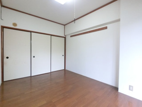 【寝室】