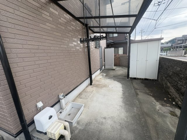 西条市玉津中古住宅【990】土地47.69坪　建物31.05坪の外観