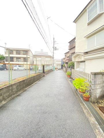 春日マンションの周辺