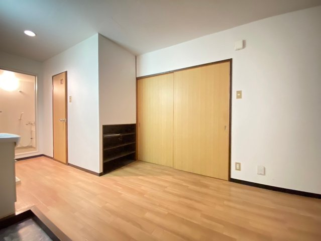 春日マンションの居間・リビング