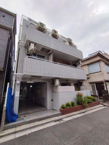 スカイコート町屋の外観