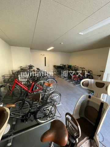 レシェンテ西梅田の駐車場