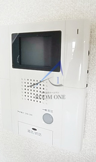 セレーノ六町のセキュリティ|モニター付きインターホンです。