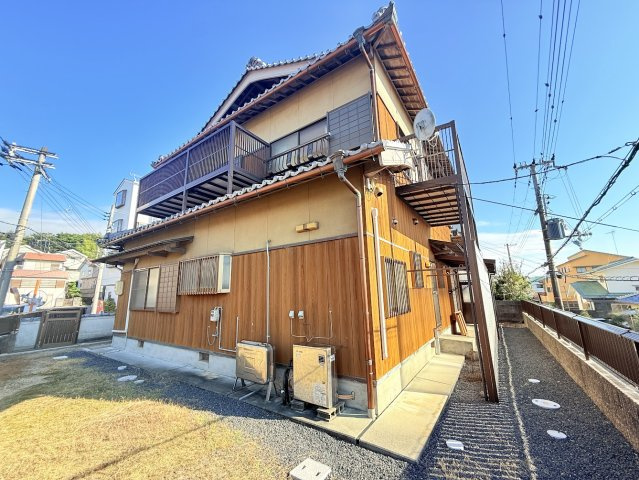みなべ町埴田_中古戸建ての前面道路含む現地写真