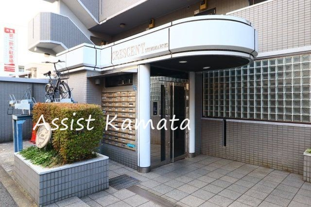 クレッセント下丸子のエントランス