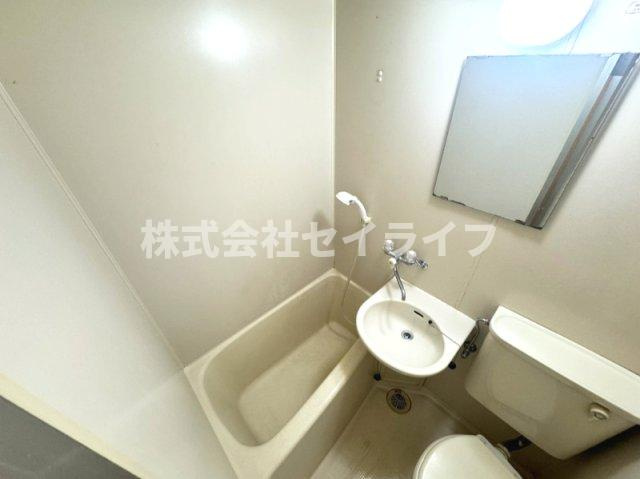 ゆうハイツ流町の浴室