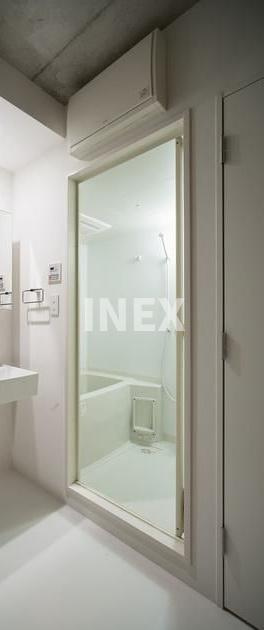 横浜市西区戸部町１丁目の賃貸マンションの浴室