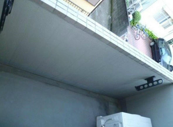 杉並区西荻北４丁目の賃貸マンションのバルコニー