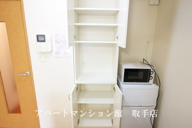 レオパレスウェルメードの収納